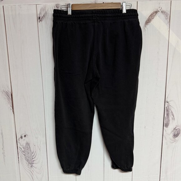 The North Face Women’s Cropped Jogger Sweatpants Medium Black EUC - Picture 4 of 9